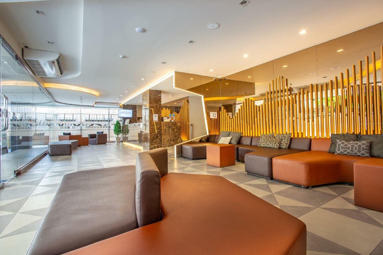 Spittze Hotel Pratunam Банкок Екстериор снимка