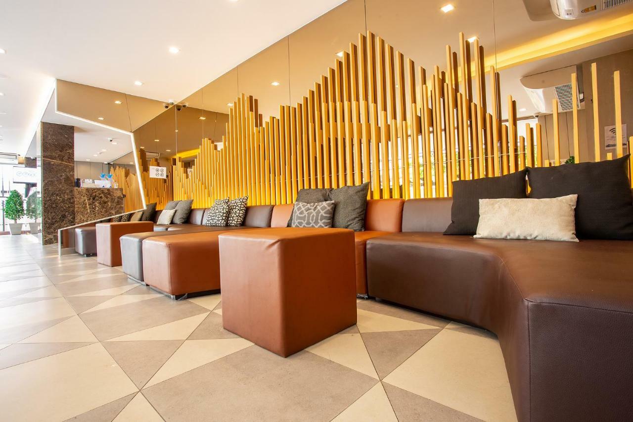 Spittze Hotel Pratunam Банкок Екстериор снимка