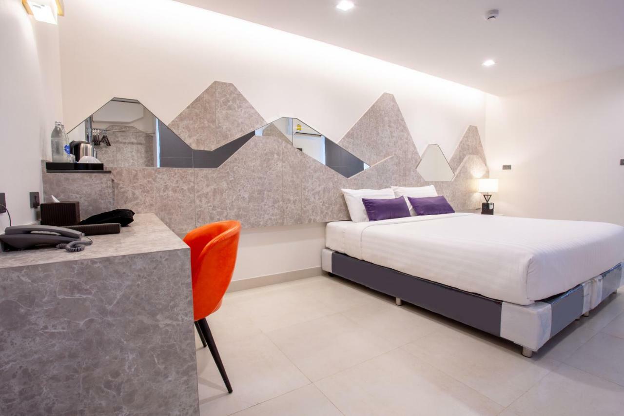 Spittze Hotel Pratunam Банкок Екстериор снимка