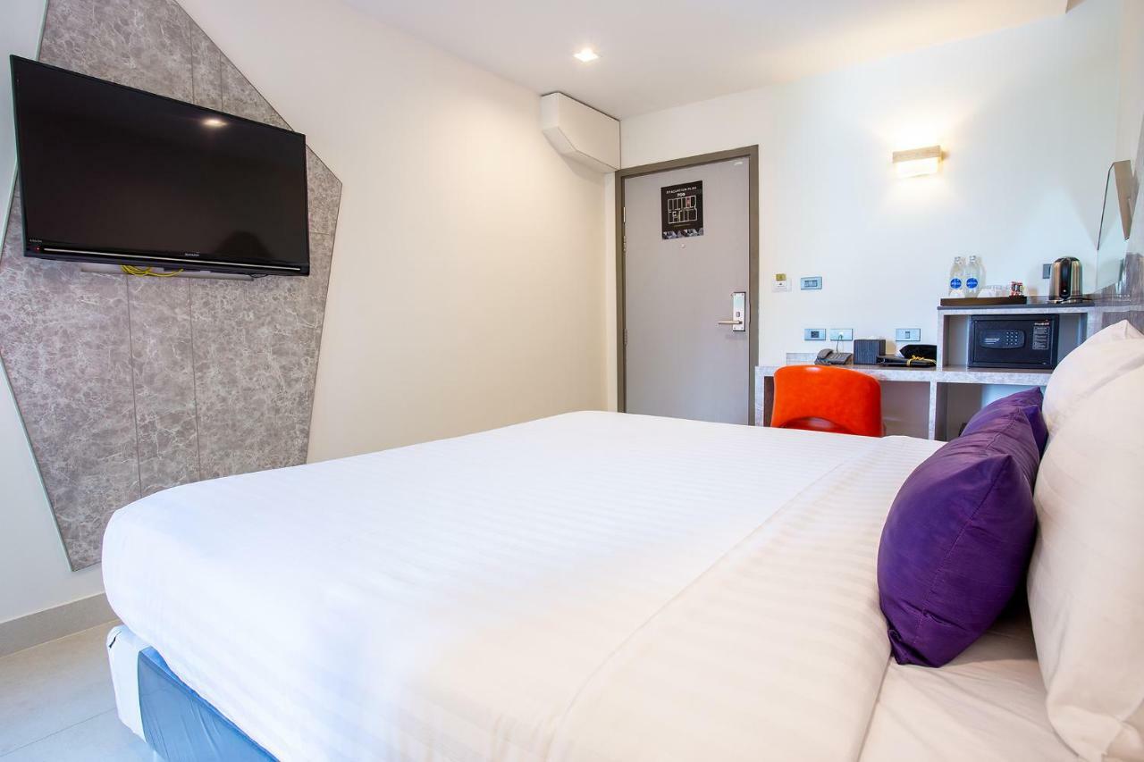 Spittze Hotel Pratunam Банкок Екстериор снимка